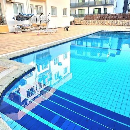 Gems'S Apartment - Luxury 3 Bedroom Penthouse With Pool Karavas  Extérieur photo